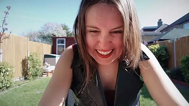 eatmypie69 online show from 04.08.26