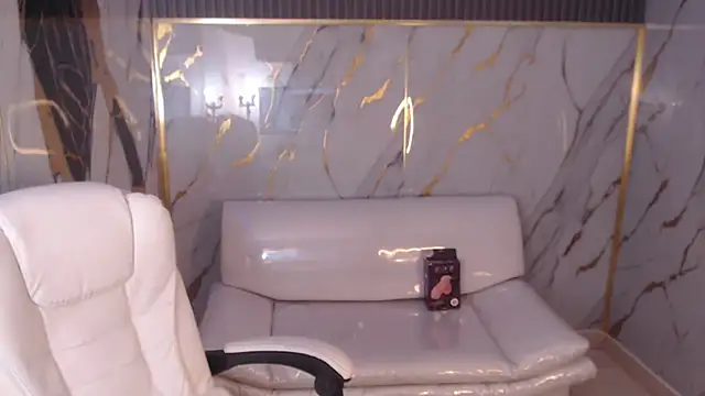 melany rouse18 online show from 11.21.25