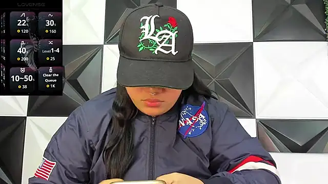 Snapshot of melany_rouse18 chatting on 02.28.26 melany rouse18 online show from 02.28.26