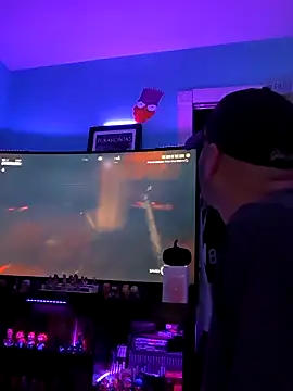 Snapshot of Novabear6996 chatting on 10.18.25 Novabear6996 online show from 10.18.25