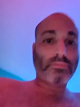 Snapshot of Novabear6996 chatting on 10.31.25 Novabear6996 online show from 10.31.25