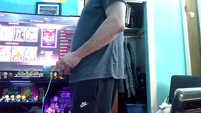 Snapshot of Novabear6996 chatting on 11.14.25 Novabear6996 online show from 11.14.25