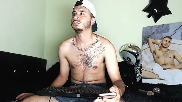 AdamParker  online show from 11.04.25