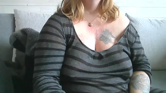 sizha6 online show from 10.21.25