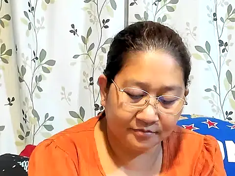 Snapshot of hotchubby88 chatting on 09.15.25 hotchubby88 online show from 09.15.25