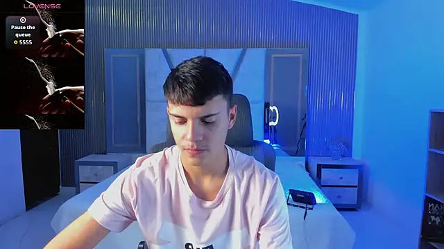 JacobRoberts1 online show from 10.15.25