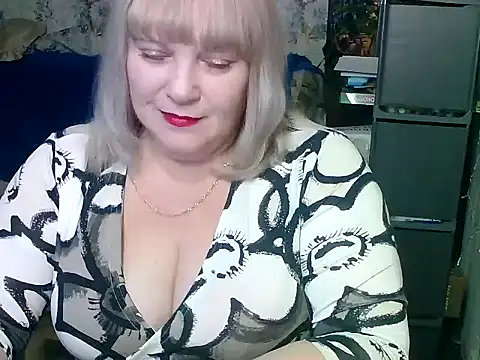 FlowerButterf online show from 03.05.25