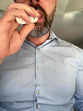 plaintreebull online show from 02.27.26