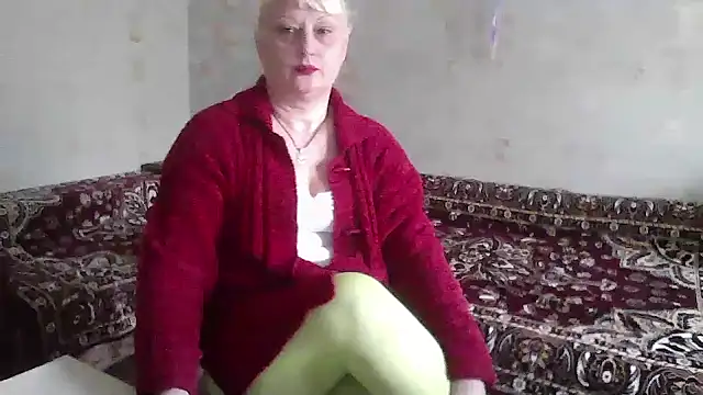 NikolinaBounty online show from 10.22.25