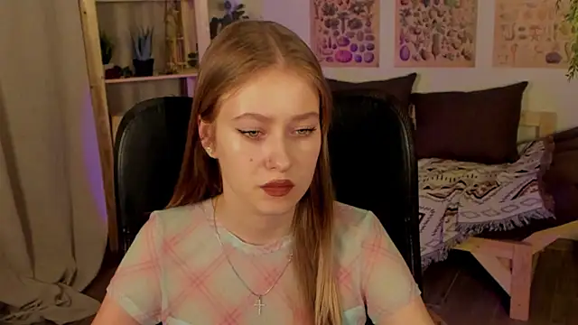 EveMundie online show from 03.20.25