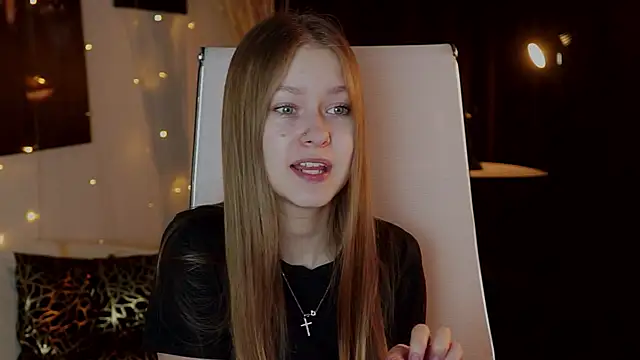 EveMundie online show from 03.25.26