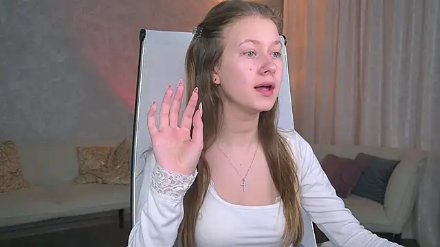 EveMundie online show from 04.04.26