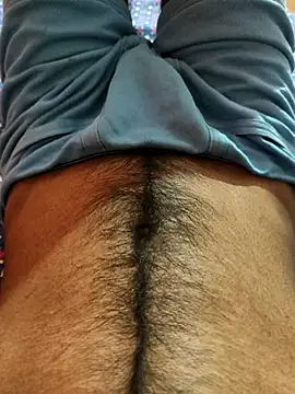 Snapshot of cocktony chatting on 10.21.25 cocktony online show from 10.21.25