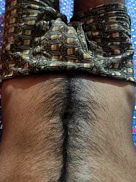 Snapshot of cocktony chatting on 10.23.25 cocktony online show from 10.23.25