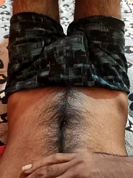 Snapshot of cocktony chatting on 11.18.25 cocktony online show from 11.18.25