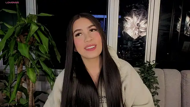 Snapshot of Ivanna_West chatting on 10.08.25 Ivanna West online show from 10.08.25