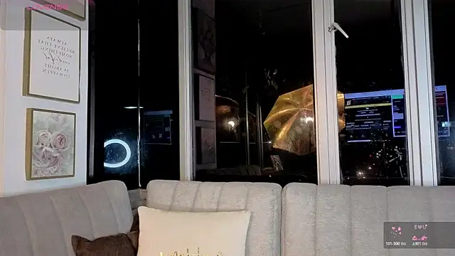 Snapshot of Ivanna_West chatting on 02.04.26 Ivanna West online show from 02.04.26