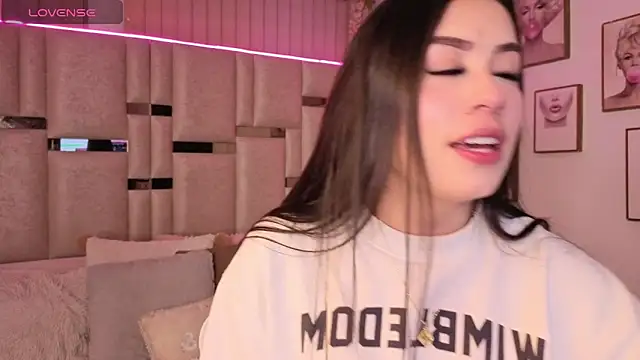 Snapshot of Ivanna_West chatting on 02.22.26 Ivanna West online show from 02.22.26