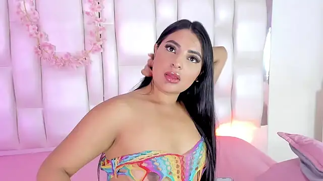 Snapshot of KathaDias chatting on 01.17.26 KathaDias online show from 01.17.26