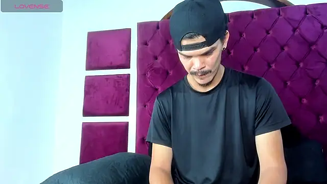 ValeryandMarcel online show from 09.10.25