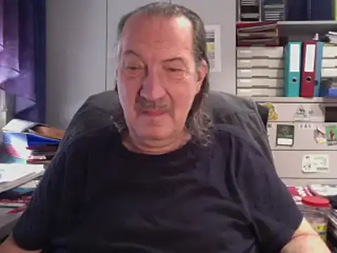 HMStraps01 online show from 01.17.25