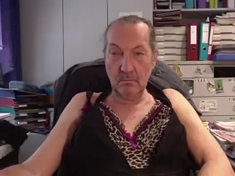 HMStraps01 online show from 02.15.25