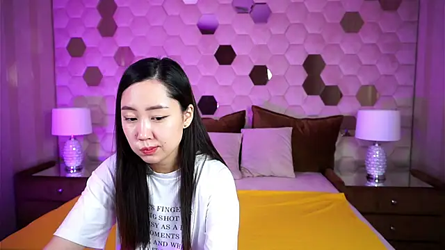 Snapshot of ShyyAngel chatting on 03.08.25 ShyyAngel online show from 03.08.25