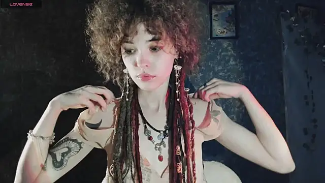 Snapshot of Dizer_clopy chatting on 10.11.25 Dizer clopy online show from 10.11.25