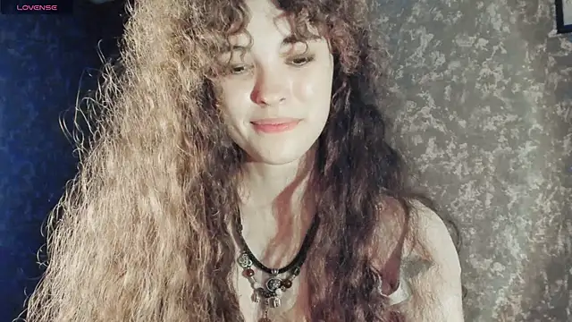 Snapshot of Dizer_clopy chatting on 11.04.25 Dizer clopy online show from 11.04.25