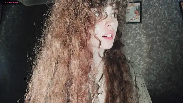 Snapshot of Dizer_clopy chatting on 11.14.25 Dizer clopy online show from 11.14.25