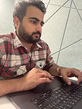 Snapshot of indian_thonger chatting on 11.17.25 indian thonger online show from 11.17.25