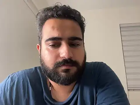 Snapshot of indian_thonger chatting on 12.17.25 indian thonger online show from 12.17.25