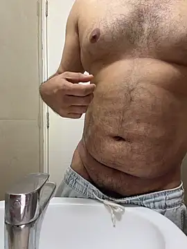 Snapshot of indian_thonger chatting on 06.04.26 indian thonger online show from 06.04.26