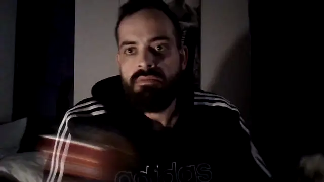 guccititi online show from 11.04.25