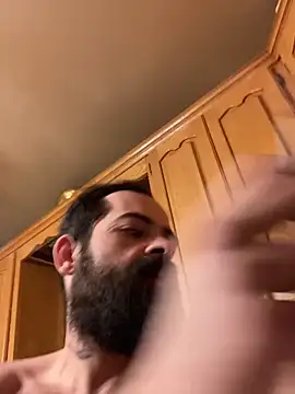 guccititi online show from 12.18.25