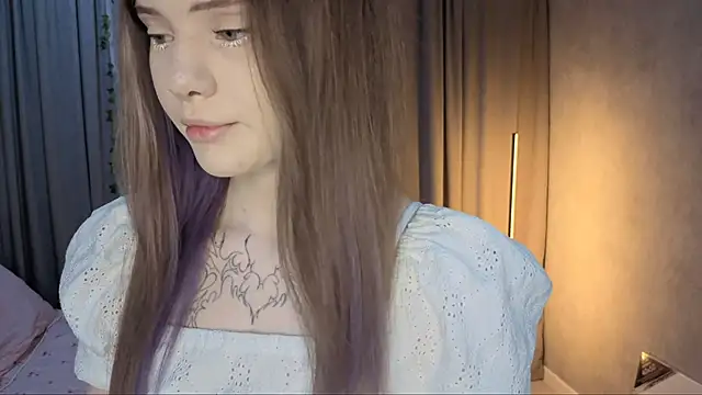 CarolinePepper online show from 04.15.26