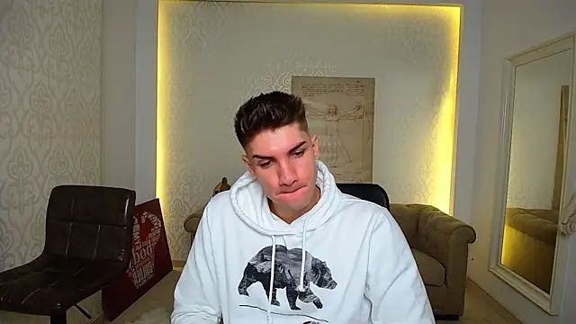 MaxKaiden online show from 10.16.25