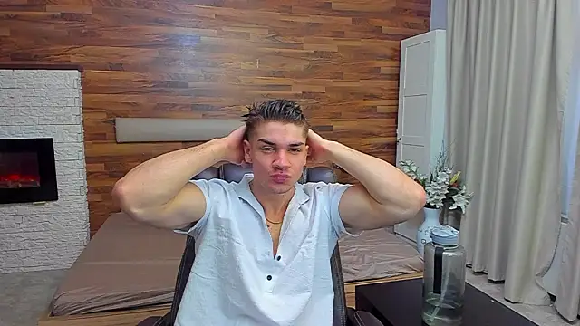 MaxKaiden online show from 03.10.26