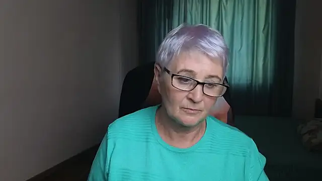 Sandra Snowflake online show from 10.21.25