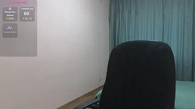 Sandra Snowflake online show from 11.14.25