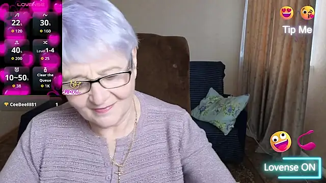 Snapshot of Sandra_Snowflake chatting on 03.17.26 Sandra Snowflake online show from 03.17.26