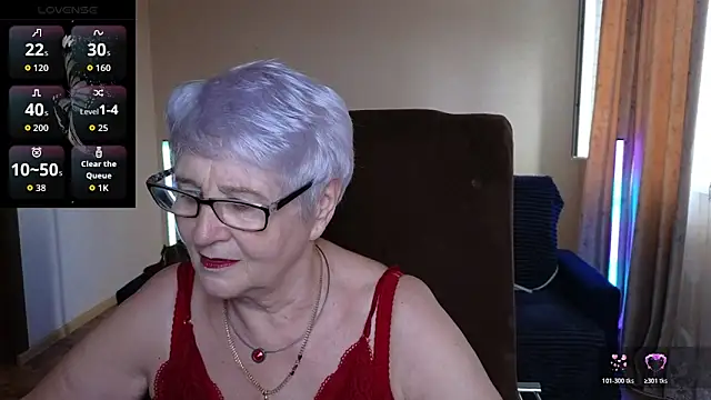 Snapshot of Sandra_Snowflake chatting on 04.02.26 Sandra Snowflake online show from 04.02.26