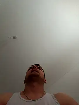 Snapshot of Eusuntnoulgigolo chatting on 02.01.26 Eusuntnoulgigolo online show from 02.01.26