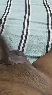 Snapshot of desi_pb02 chatting on 09.27.25 desi pb02 online show from 09.27.25