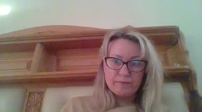 Mary888x online show from 02.21.25