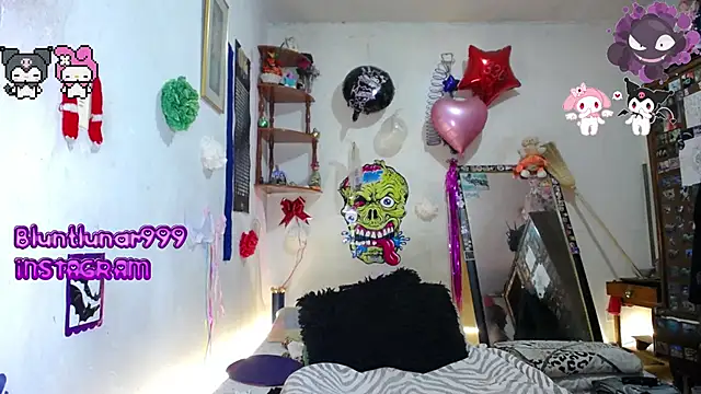 purplekattlyn online show from 03.05.25