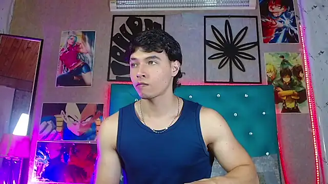 Snapshot of LiamAndrewzz chatting on 05.17.26 LiamAndrewzz online show from 05.17.26