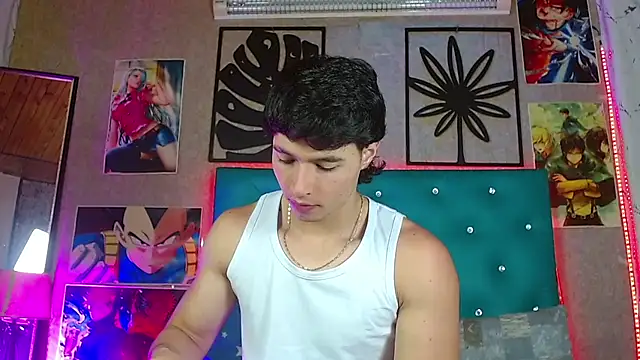 Snapshot of LiamAndrewzz chatting on 05.19.26 LiamAndrewzz online show from 05.19.26