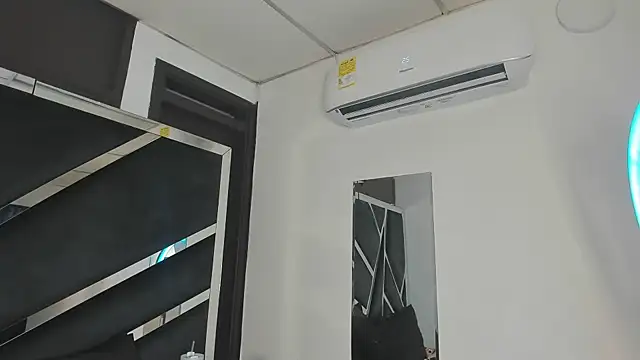 Rubyxht online show from 10.17.25