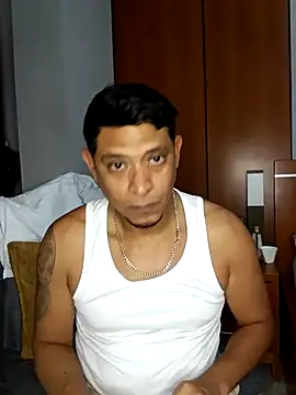 Snapshot of Odin-2121 chatting on 02.23.25 Odin-2121 online show from 02.23.25